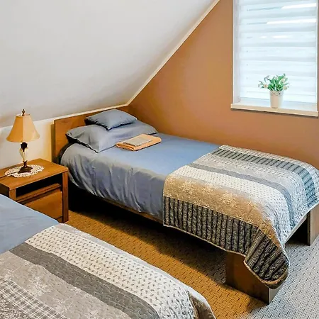 Сasa de vacaciones 4 Bedroom Stunning In